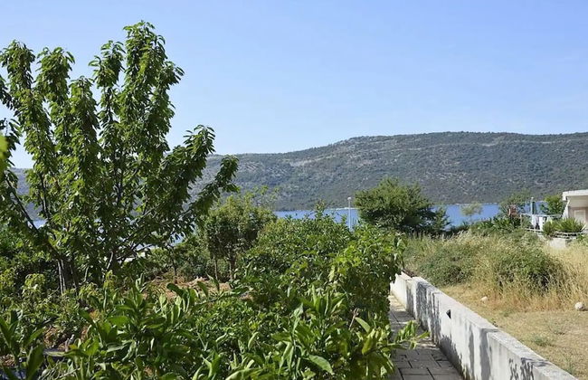 Beachside Apartment - Sleeps 5, Parking & Views - Foto 22