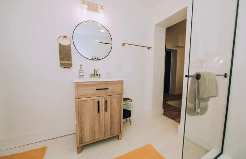 Oasis Over the Bridge of Lions - Foto 71