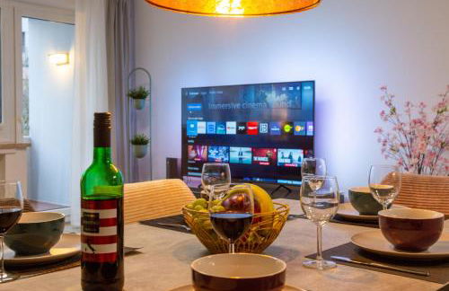 MiCasa OL - Modernes Apartment in City Bestlage - Küche - WLAN - Balkon - Fugenloses Bad - Photo 13