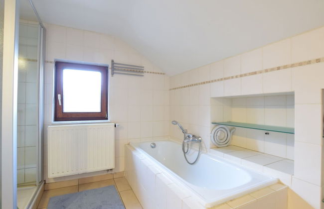 Lovely Spot With Plenty of Outdoor Space - Foto 16