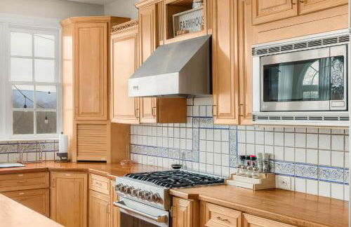 Mountain Mama Ranch - Luxury farmhouse on 200 acres with mountain views, 20mins to Shenandoah, 90mins from DC - Foto 76