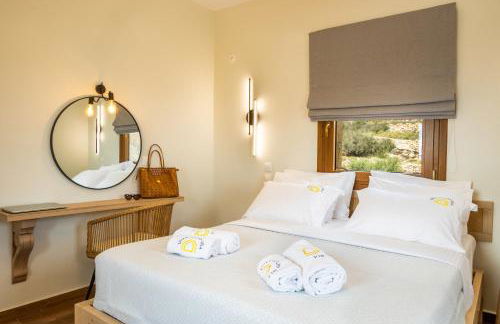 Lithos Luxury Pool Villa - Photo 10