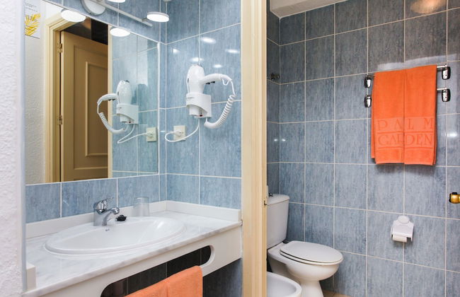 Palm Garden Apartments - Photo 14