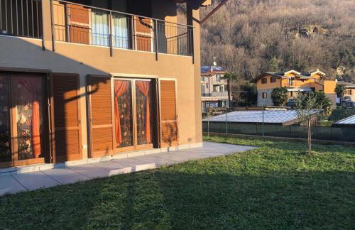 Villa Venezia- Lake Como Oasis - AC, Private Garden & Garage Box - Foto 1