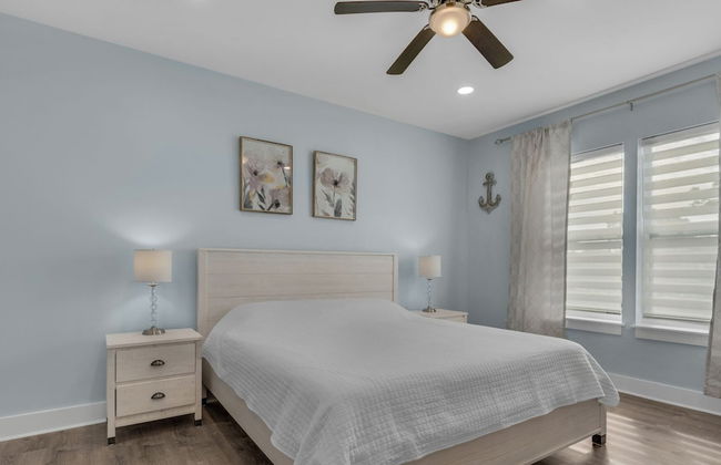 3BR Home /beach Access/spacious Deck/zoo Across - Foto 8