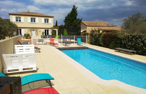 villa classée 4 étoiles avec piscine et boulodrome - Photo 10