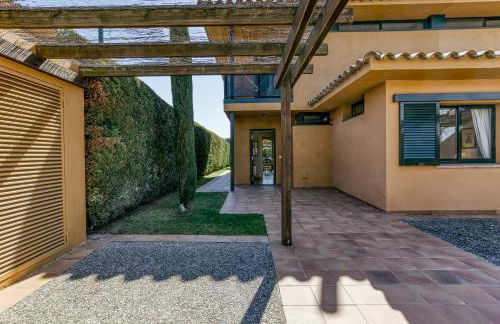 Family villa in Torremirona Resort - Foto 35