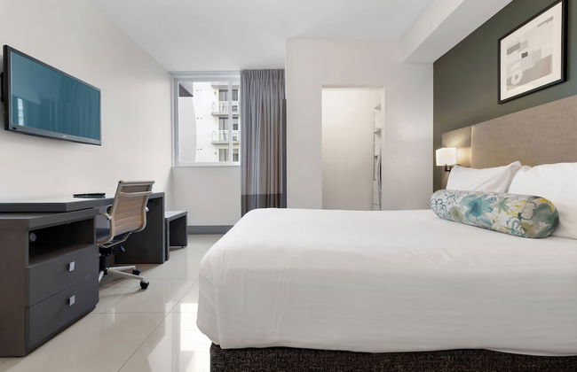 Roami at Habitat Brickell - Photo 52