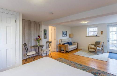 A Peaceful Oasis on Munjoy Hill - 4br2ba House & Parking - Foto 6