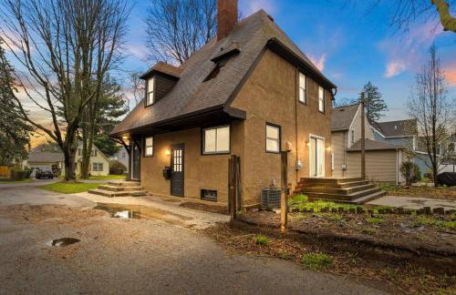 Rochester Gem: 3BR Near All! - Foto 4