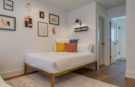 Near Downtown Gem - Rooftop, Garage & Walk To It All! - Foto 25