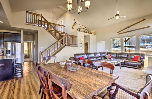 Ski-InandOut Granby Home with Gas Grill and Fire Pit! - Foto 5