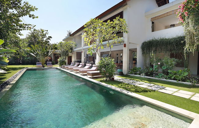 Villa Bali Asri Batubelig - Foto 59