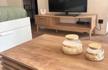 Downtown Limoges - Secure parking - Foto 5