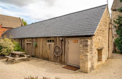 Snug Cotswolds Farm Cottage - The Henloft - Foto 19