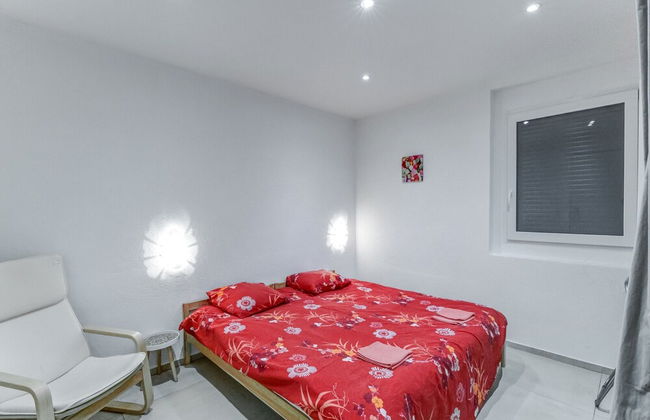 Beautiful Cottage in La Chaux With Jacuzzi - Foto 8