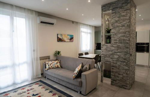 HouSmart Fiesso 9 - Photo 1