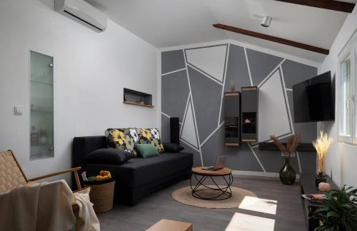 Green House - Photo 25