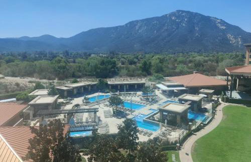 Entire Private Home with 5 Bedrooms 4 Bathrooms, 3-Acres Estate, 3000 sqft, near Winery in Fallbrook, Available Now - Foto 53