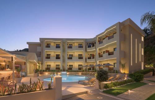Amalia Apartments-Suites - Photo 2