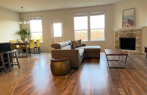 Family Perfect with Fireplace Vacation Home - Foto 23