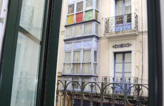 PISO EXCLUSIVO FRENTE AL CASCO VIEJO CON PARKING GRATIs - Foto 13