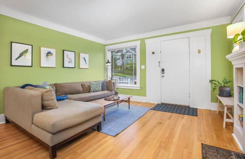 Greenlake Craftsman - Hot Tub, AC, Dog Friendly - Photo 15