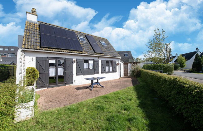 Holiday Home Near Marina With Pool - Photo 17