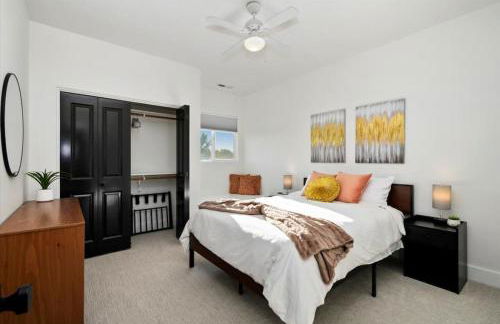 Private Oasis On 2 Acres with Indoor Pool and Theater - Foto 27