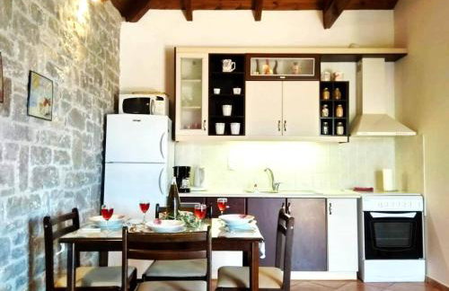 Atha-Tina:Traditional Stone Homes - Foto 37