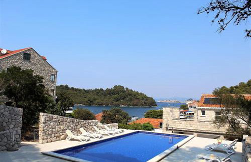 Corallium Lux - Photo 34