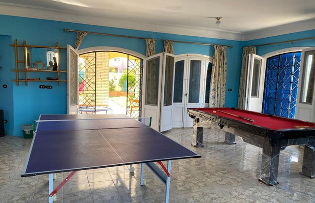 Blue House 4-bed Villa in North Coast Area - Photo 19