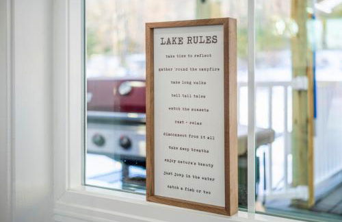 New Sunday River Ski Retreat with Hot Tub Spa - FirePit Sleeps 16 - Foto 16