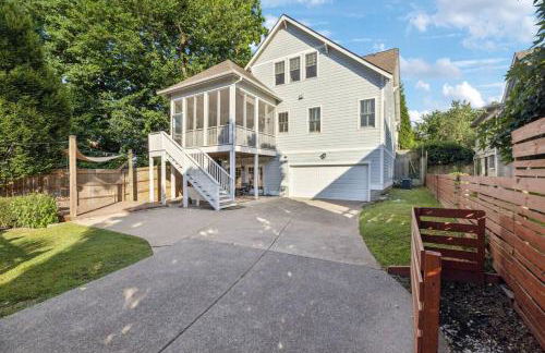 Walk to 12 South and Restaurants with Garage and Golf Simulator - Foto 25