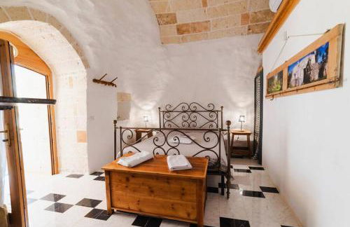 19th century Trullo Raeda in the middle of nature - Foto 7