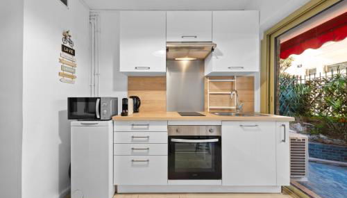 Centre d'Antibes - Joli appartement rénové - EZ - Foto 4, stove, toaster