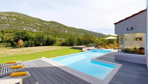 Villa Jure - Heated Pool, Sauna, Tennis & Mini Golf I Dalmatia Hinterland - Foto 3, sunbed