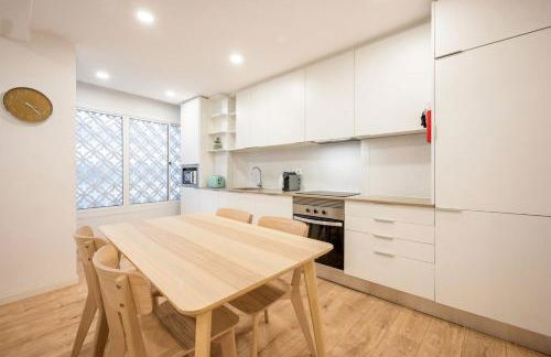 GuestReady - Modern Comfort in Almada - Foto 25