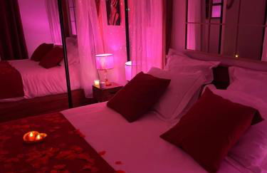 Suite romantique La Maison de Flora SPA intérieur, jardin et lit King size - Foto 4