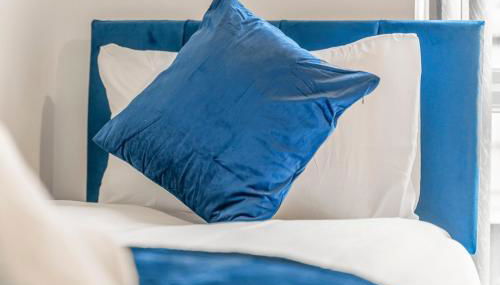 Luxury 5 bedroom House With FREE Parking and Pool Table - Foto 2