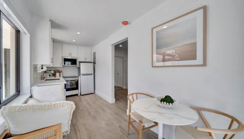 Waterfront Unit #1 20 Min Walk to Beach and Shops - Foto 3