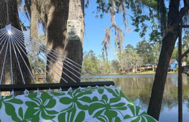 Private Lakefront Dock Firepit Yard Games - Foto 2