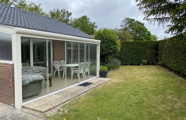 2 bedroom House in Brouwershaven with garden and terrace - Photo 10