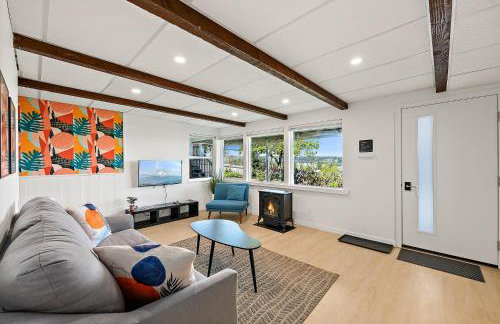 Water & Mountain View Apt - Walk to Waterfront - Foto 11