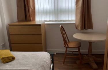 Modern, Quiet, Sleeps 10, Parking, Anfield, Beatles, Liverpool - Photo 12