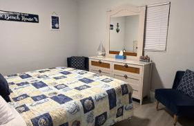 Dolphin Cove 1 block from the Beach - Foto 9