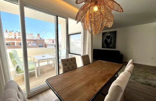 Premium Penthouse Seasonal Rental - Photo 49