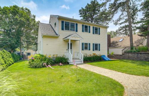 Plymouth Getaway with Private Lake Beach and Kayaks! - Foto 30