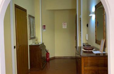 Vatican Lodge - Photo 23