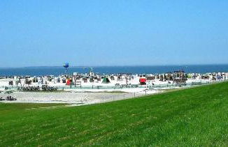 FH-Ostfrieslandtraum-mit-Wintergarten-und-eingezaeuntem-Grundstueck - Foto 21